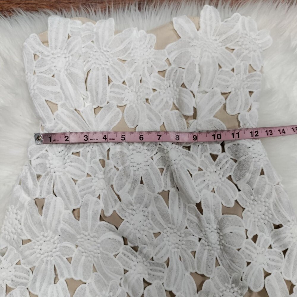 Stone Cold Fox White Floral Lace Strapless Midi Summer Bachelorette Dress XS - Picture 7 of 10